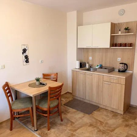 Апартаменты A Great Place To In Sunny
